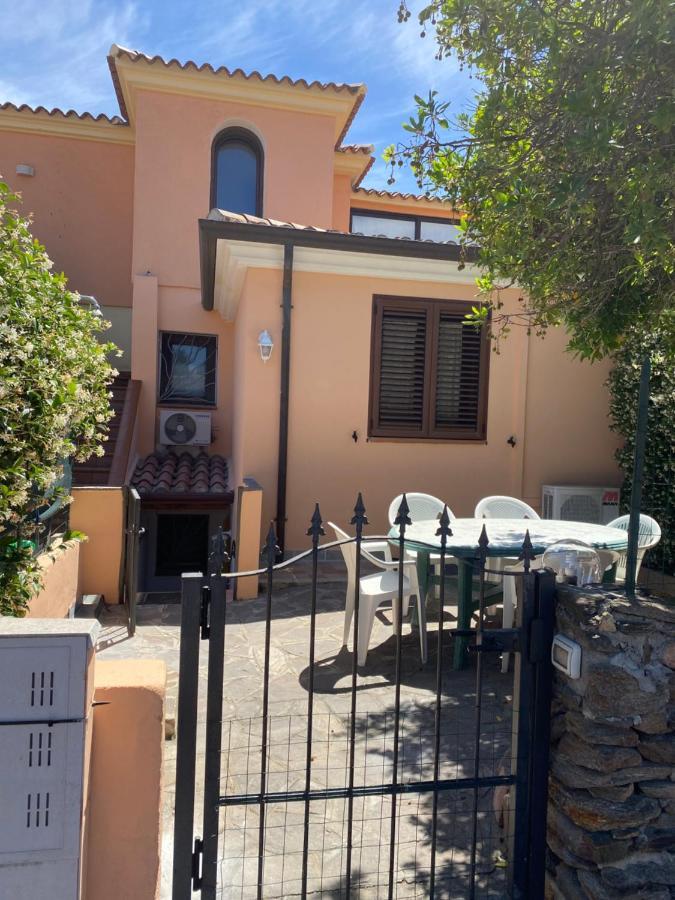 Tavernetta Smeraldina San Teodoro  Exterior foto